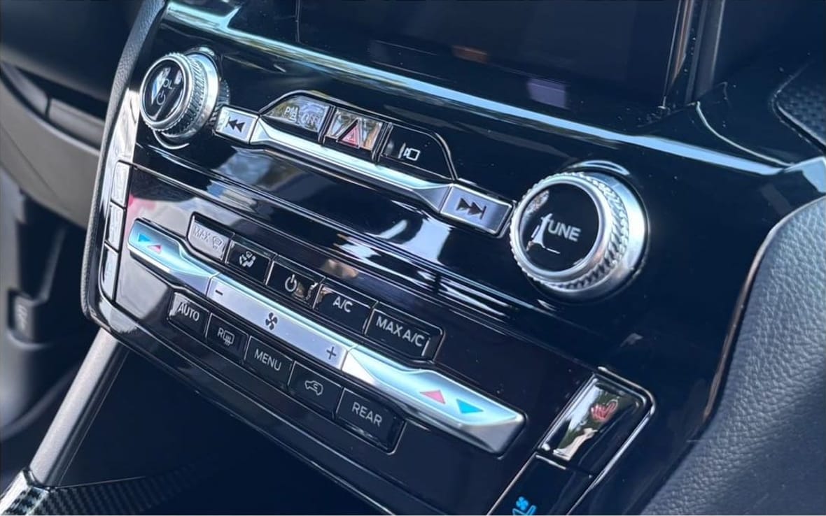 Center stack controls after a Sudz detail